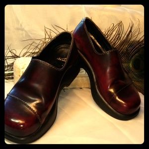 Dansko chunky distressed shoes